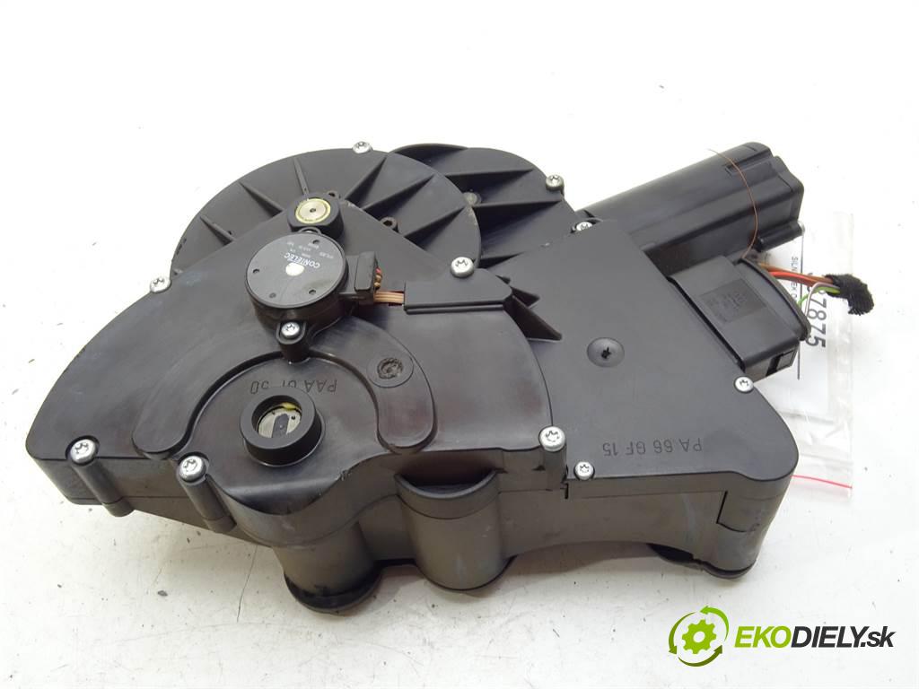 Audi A8 D3    QUATTRO SEDAN 4D 4.2FSI V8 350KM 02-09  Motorček VLAK: dverí 4E0827852G