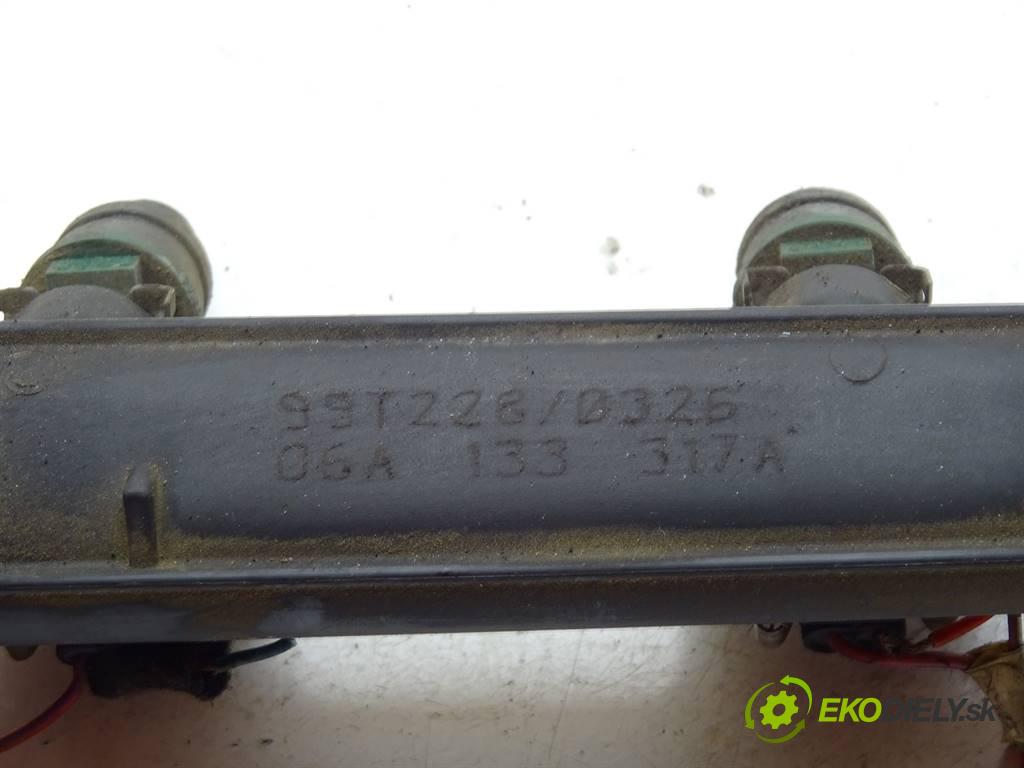 Volkswagen Bora  1999 74 kW SEDAN 1.6B 101KM 98-05 1600 Lišta vstrekovacia Vstrekovacie ventily 06A133317A (Vstrekovacie lišty)