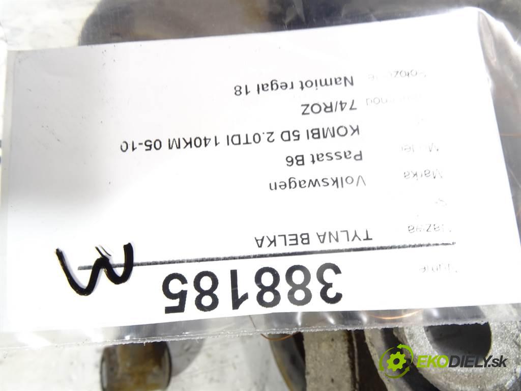 Volkswagen Passat B6  2006 103 kW KOMBI 5D 2.0TDI 140KM 05-10 2000 zadná Výstuha  (Výstuhy zadné)