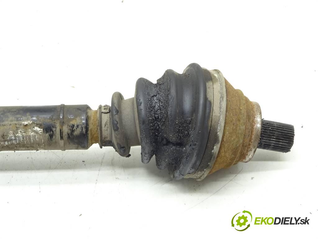 Volkswagen Golf V  2007 77 kW HATCHBACK 3D 4MOTION 1.9TDI 105KM 03-09 1900 Poloos pravá  (Poloosy)