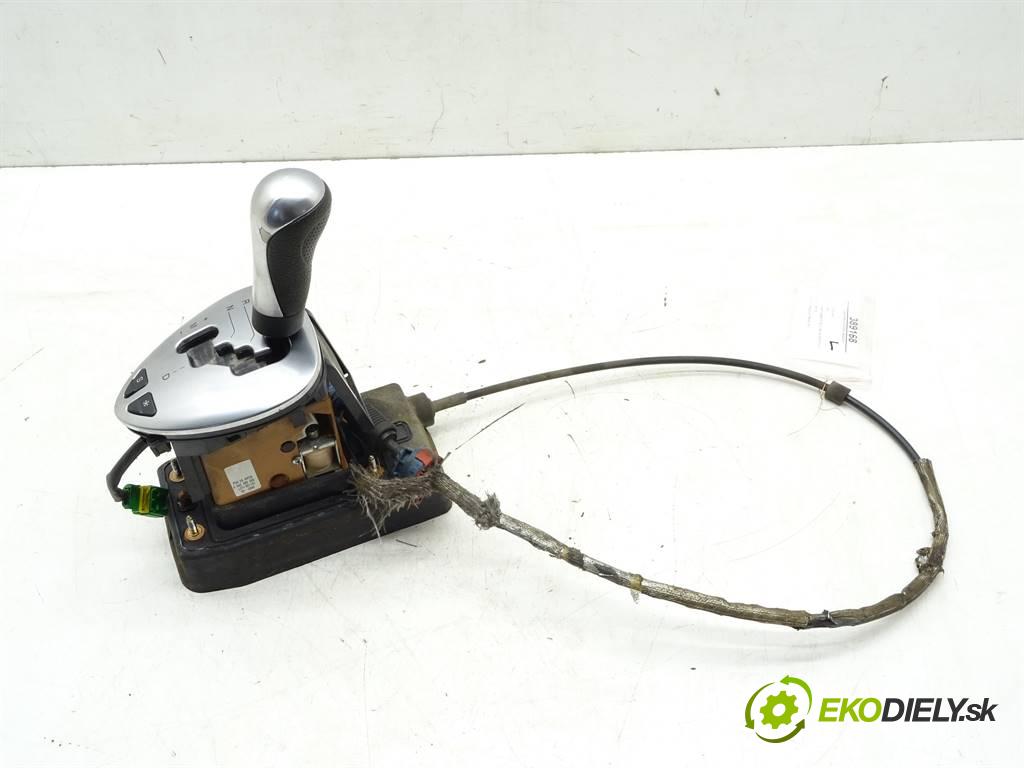 Citroen C5  2001 152 kW HATCHBACK 5D 3.0B V6 207KM 01-04 3000 Kulisa 9642800680 (Rýchlostné páky / kulisy)