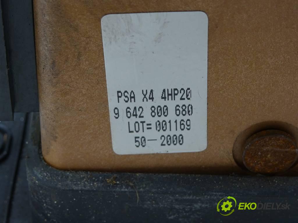 Citroen C5  2001 152 kW HATCHBACK 5D 3.0B V6 207KM 01-04 3000 Kulisa 9642800680 (Rýchlostné páky / kulisy)