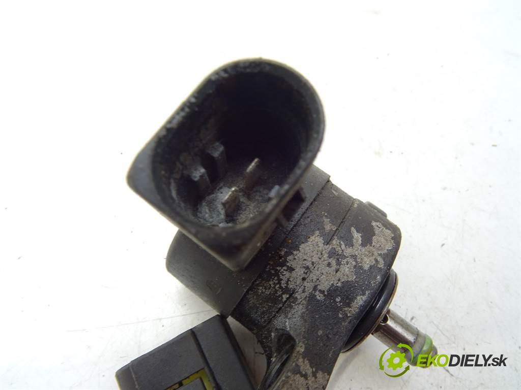 Mercedes-Benz E W210  1999  SEDAN 2.2CDI 125KM 95-99 2200 Regulátor tlaku paliva A6110780149 (Ostatné)