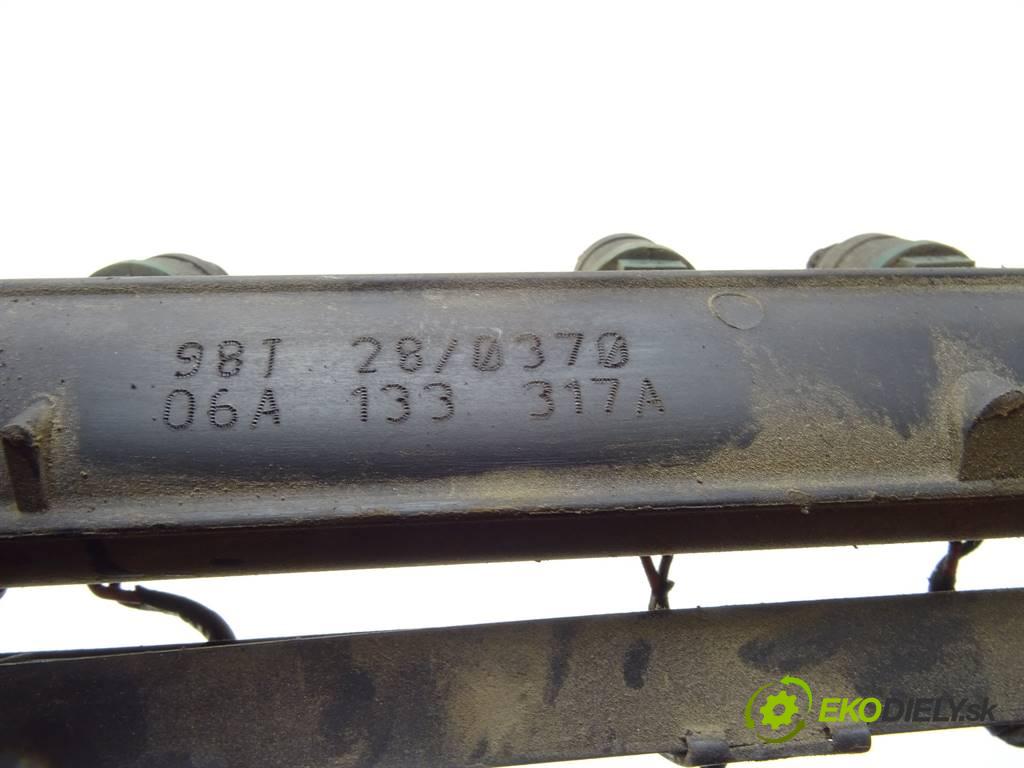 Seat Toledo II  1999 74 kW 1.6B 100KM 98-04 1600 Lišta vstrekovacia Vstrekovacie ventily 037906031AA (Vstrekovacie lišty)