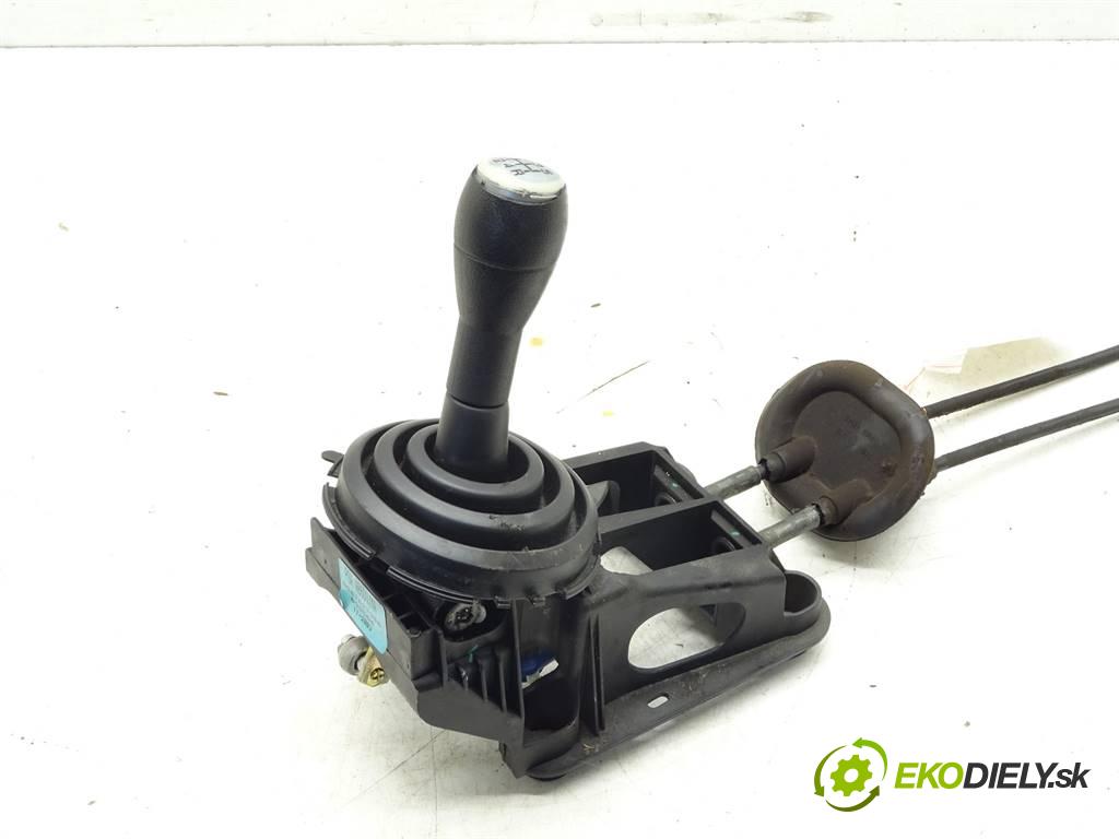 Citroen C3  2003 50 kW HATCHBACK 5D 1.4HDI 68KM 02-09 1400 Kulisa 9647821380 (Rýchlostné páky / kulisy)