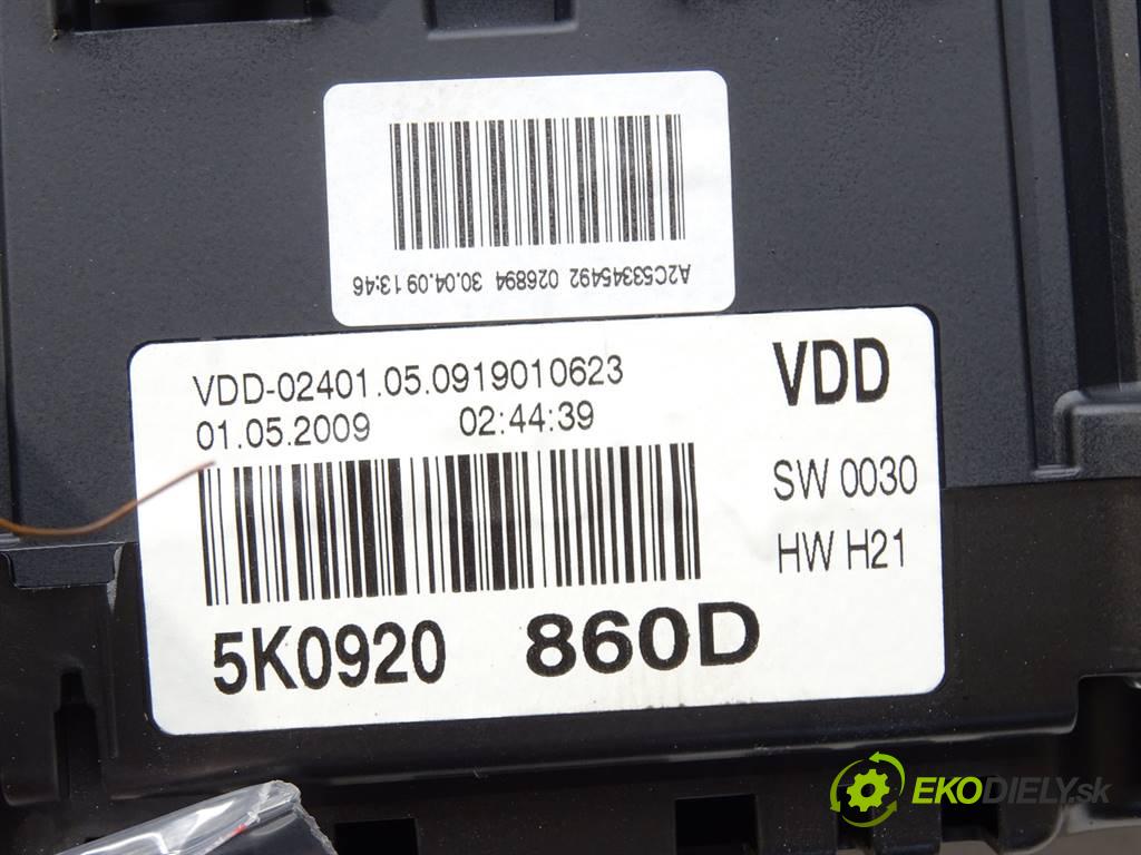 Volkswagen Golf VI  2009 90 kW HATCHBACK 3D 1.4TSI 122KM 08-13 1400 Prístrojovka 5K0920860D (Prístrojové dosky, displeje)