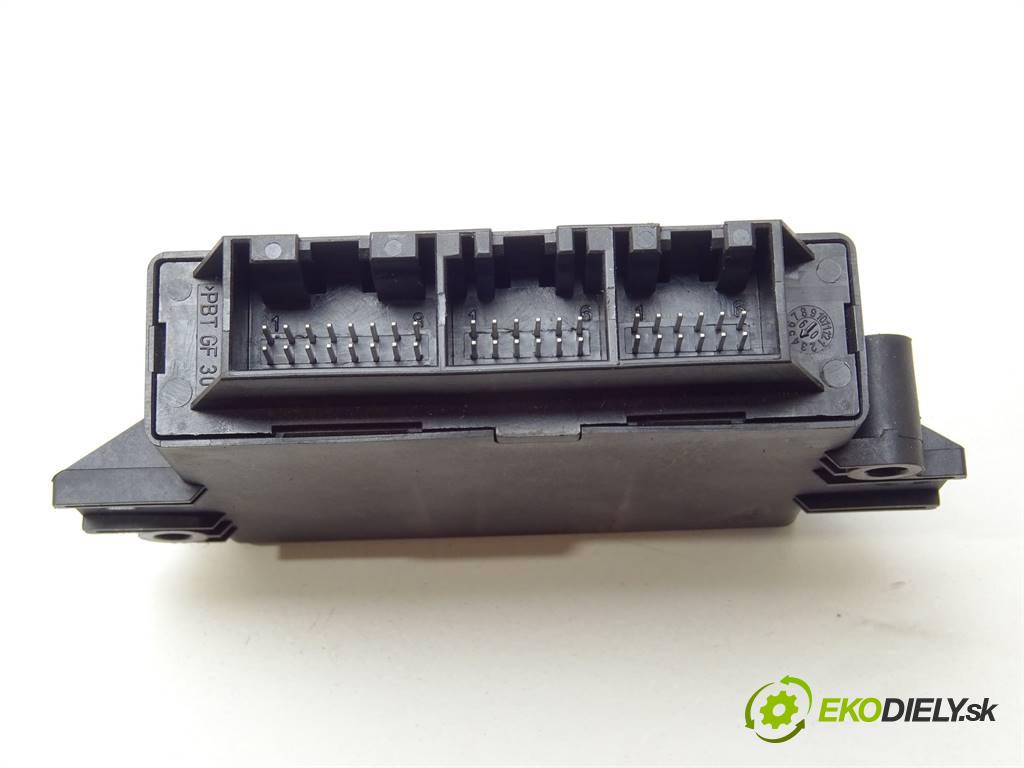 Volkswagen Golf VI    HATCHBACK 3D 1.4TSI 122KM 08-13  Modul PDC 5K0919475