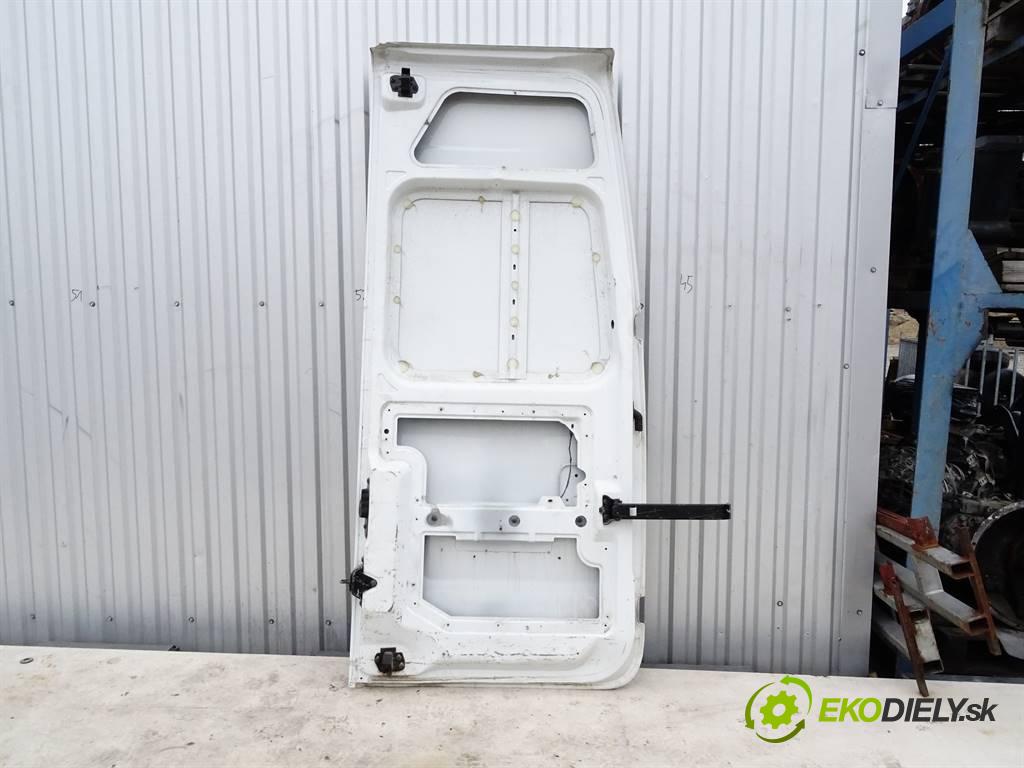 Renault Master III  2013 92 kW 2.3DCI 125KM 10- 2300 dveře zadní část levé