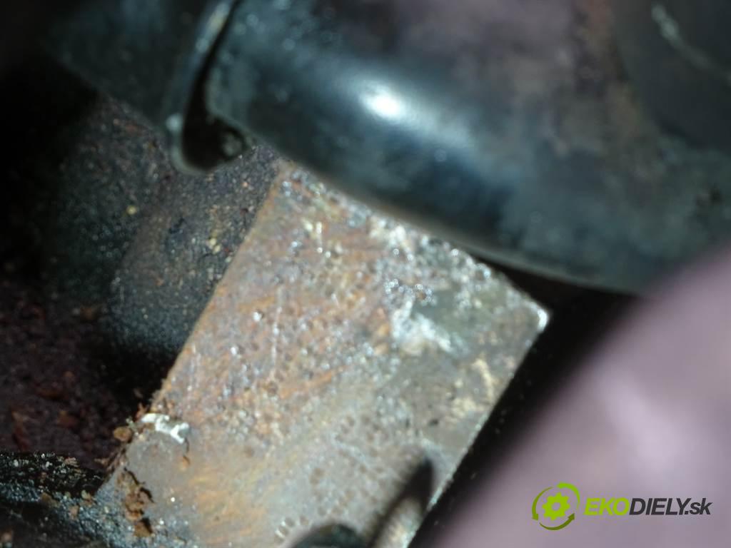 Audi A6 C5  2001 132 kW QUATTRO SEDAN 4D 2.5TDI 180KM 97-04 2500 motor AKE (Motory (kompletní))