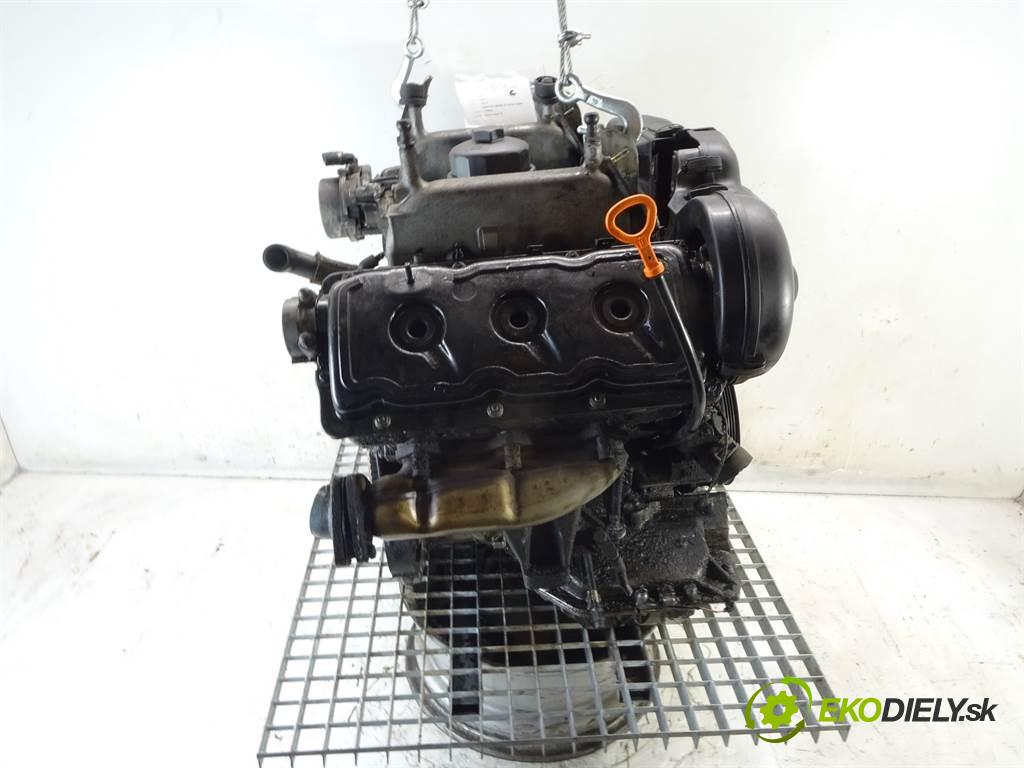 Audi A6 C5  2001 132 kW QUATTRO SEDAN 4D 2.5TDI 180KM 97-04 2500 motor AKE (Motory (kompletní))