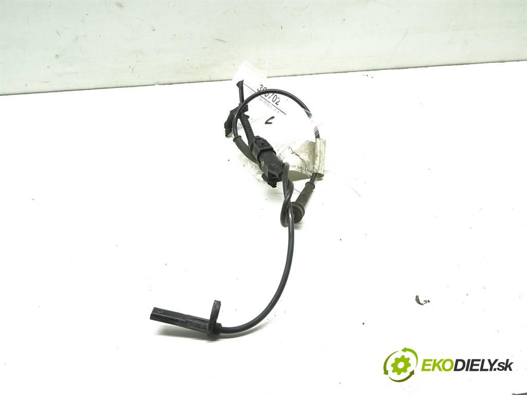 Alfa Romeo Giulia  2017 206 kW USA 2.0T  280KM 16- 2000 Snímač ABS predný ľavy 505480120 (Snímače ABS)