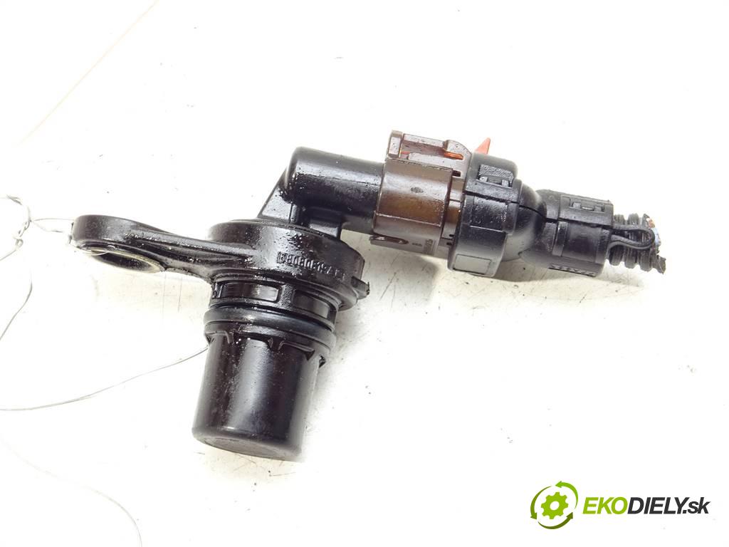 Alfa Romeo Giulia  2017 206 kW USA 2.0T  280KM 16- 2000 snímač pozice vačkového hřídele 68080819 (Snímače polohy kliky, vačky)