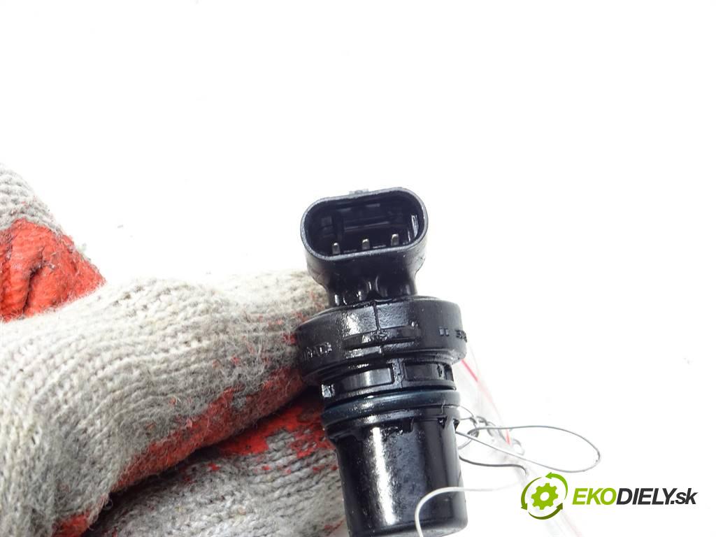 Alfa Romeo Giulia  2017 206 kW USA 2.0T  280KM 16- 2000 snímač pozice vačkového hřídele 68080819 (Snímače polohy kliky, vačky)