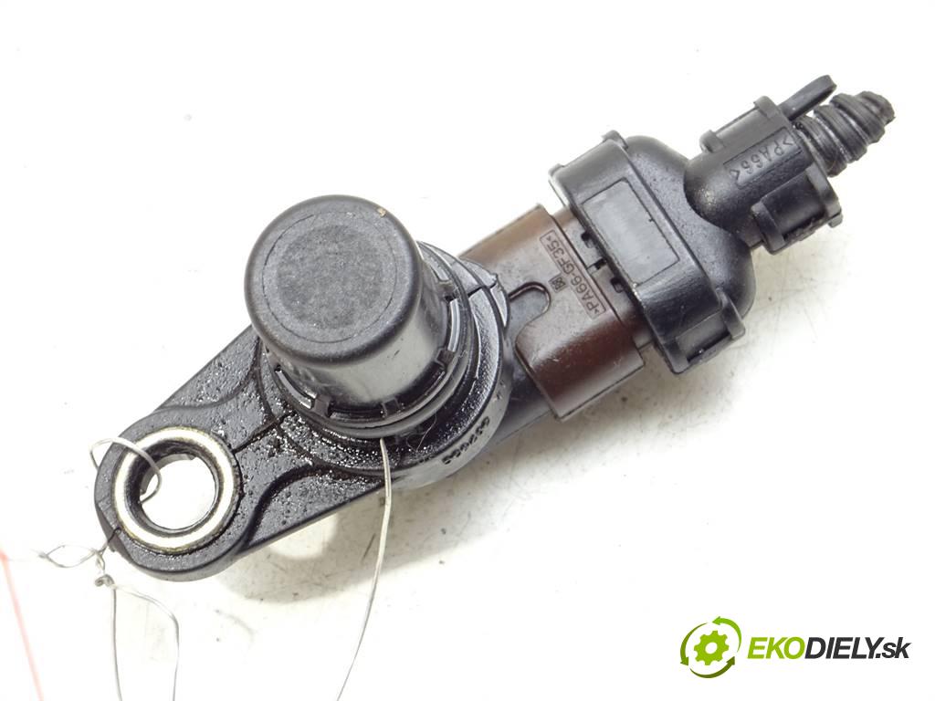 Alfa Romeo Giulia  2017 206 kW USA 2.0T  280KM 16- 2000 snímač pozice vačkového hřídele 68080819 (Snímače polohy kliky, vačky)