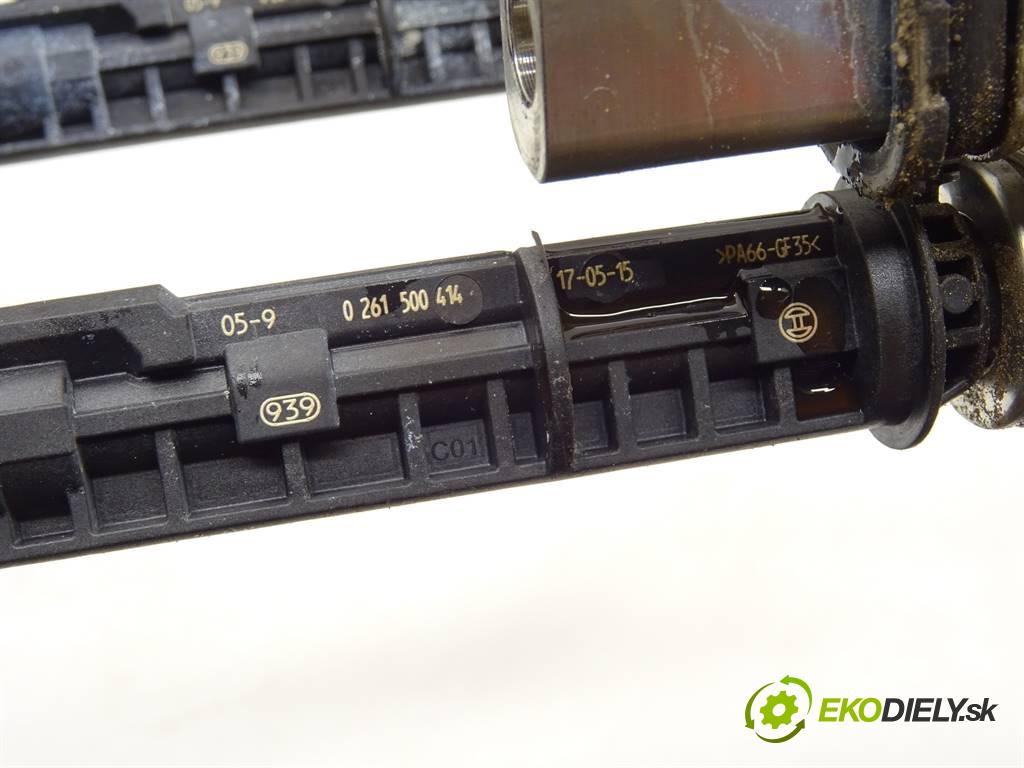 Alfa Romeo Giulia  2017 206 kW USA 2.0T  280KM 16- 2000 Lišta vstrekovacia Vstrekovacie ventily 04893628AC 0261500414 (Vstrekovacie lišty)