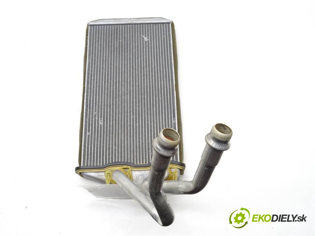 Alfa Romeo Giulia  2017 206 kW USA 2.0T  280KM 16- 2000 Výhrevné teleso, radiátor kúrenia 5W0410100 (Radiátory kúrenia)