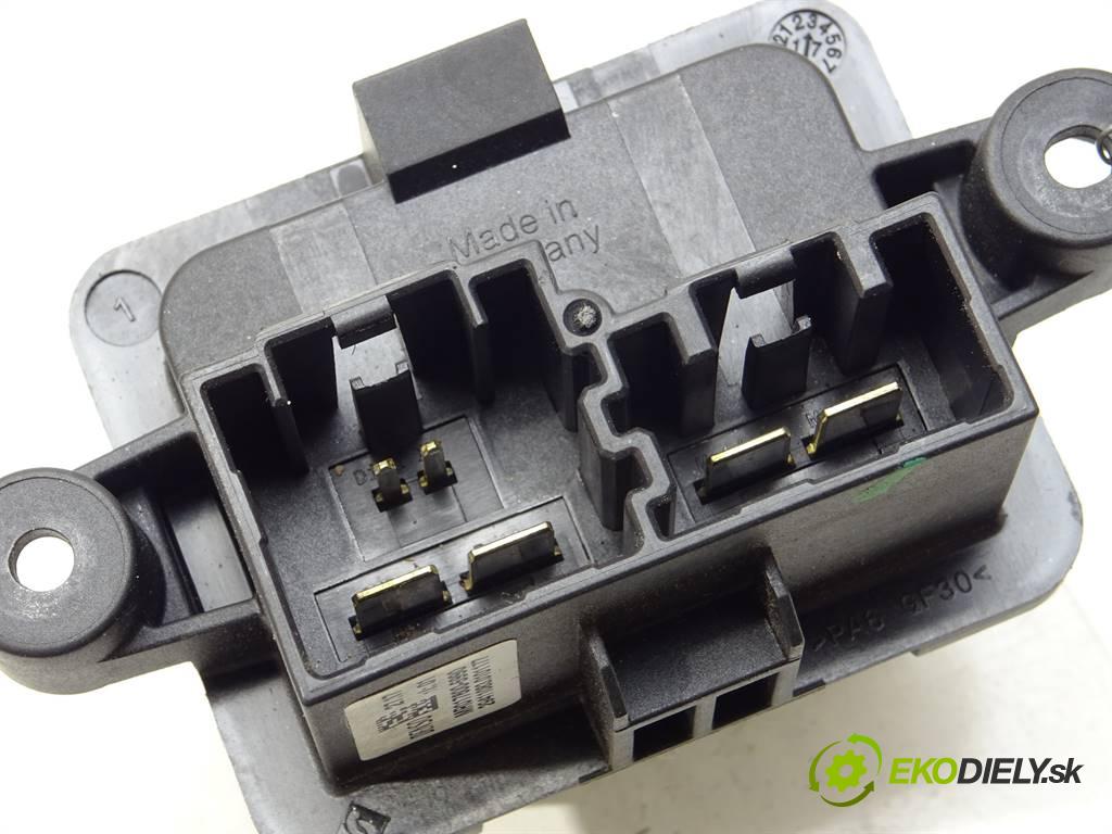 Alfa Romeo Giulia  2017 206 kW USA 2.0T  280KM 16- 2000 Odpor, rezistor kúrenia vzduchu MR017600-5990 (Odpory (rezistory) kúrenia)