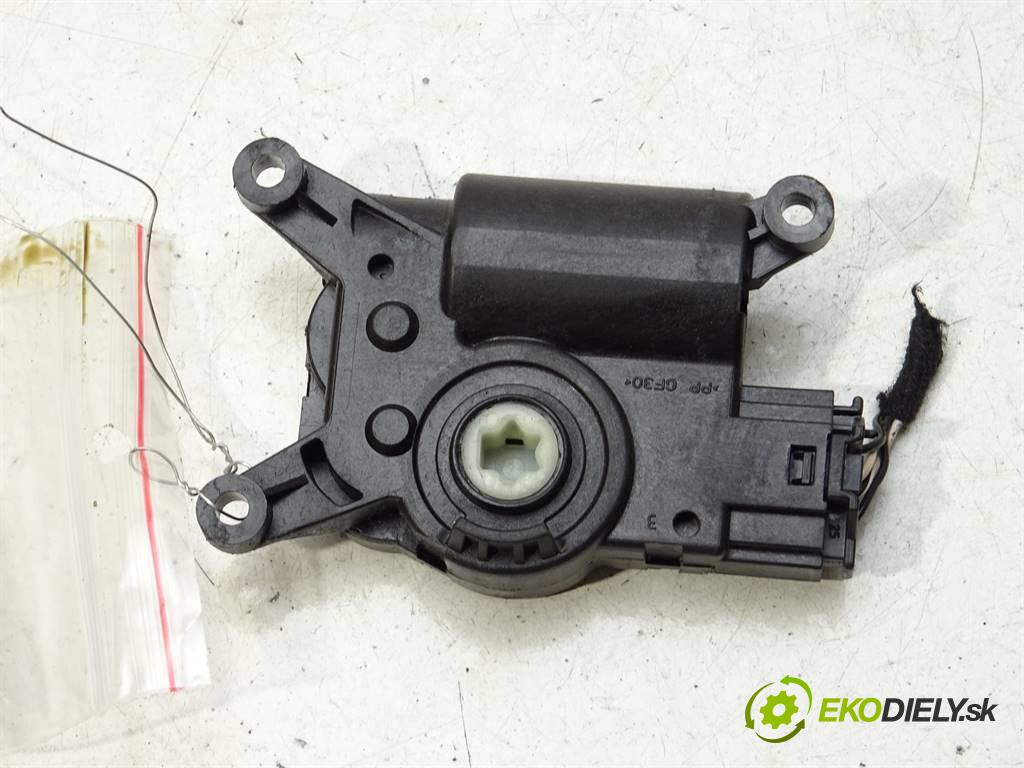 Alfa Romeo Giulia    USA 2.0T  280KM 16-  Motorček kúrenia MR113800-4210 (Motorčeky kúrenia)