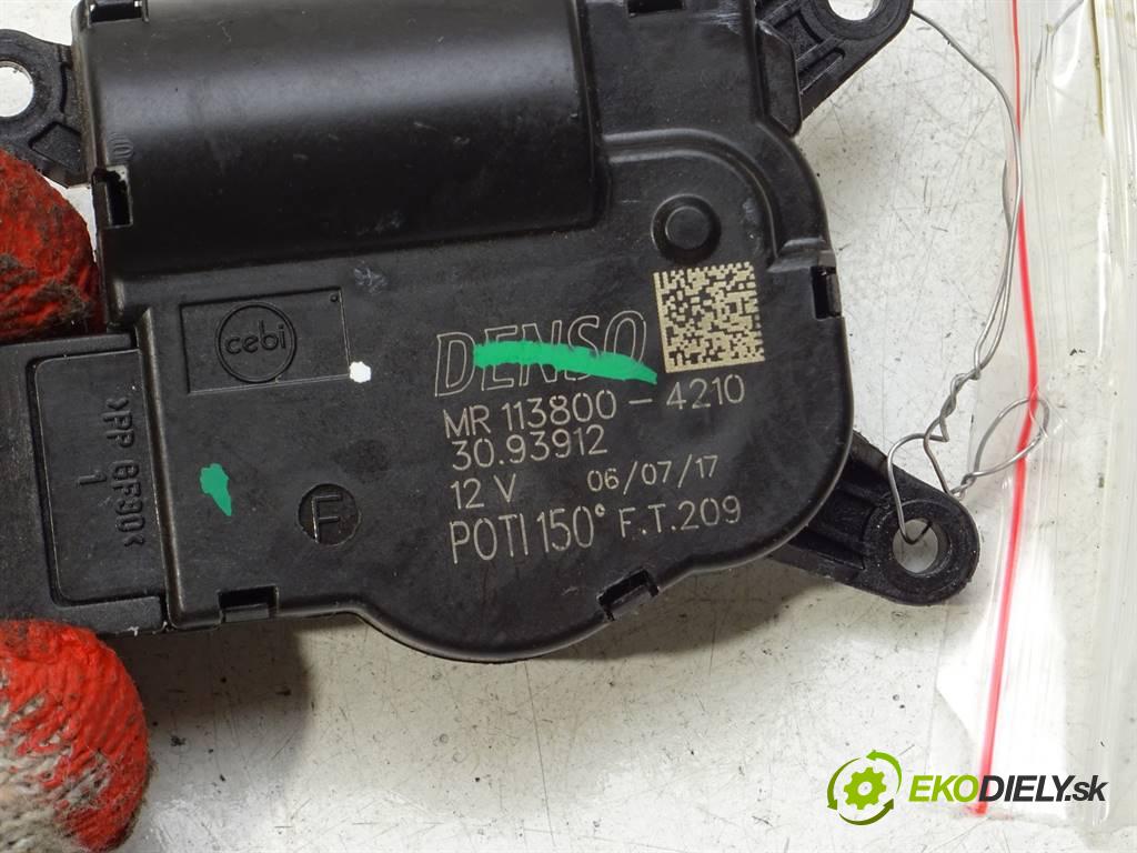 Alfa Romeo Giulia    USA 2.0T  280KM 16-  Motorček kúrenia MR113800-4210 (Motorčeky kúrenia)