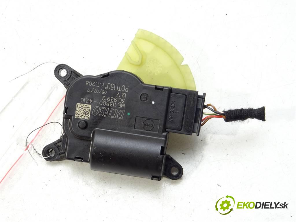 Alfa Romeo Giulia    USA 2.0T  280KM 16-  Motorček kúrenia MR113800-4210 (Motorčeky kúrenia)