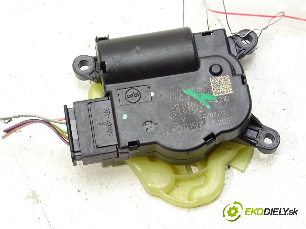 Alfa Romeo Giulia    USA 2.0T  280KM 16-  Motorček kúrenia MR113800-4210 (Motorčeky kúrenia)