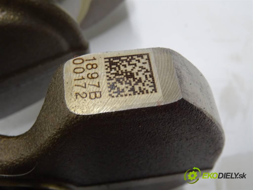 Alfa Romeo Giulia    USA 2.0T  280KM 16-  Kardaň, hriadeľ KLIKA: 55273835 (Ostatné)