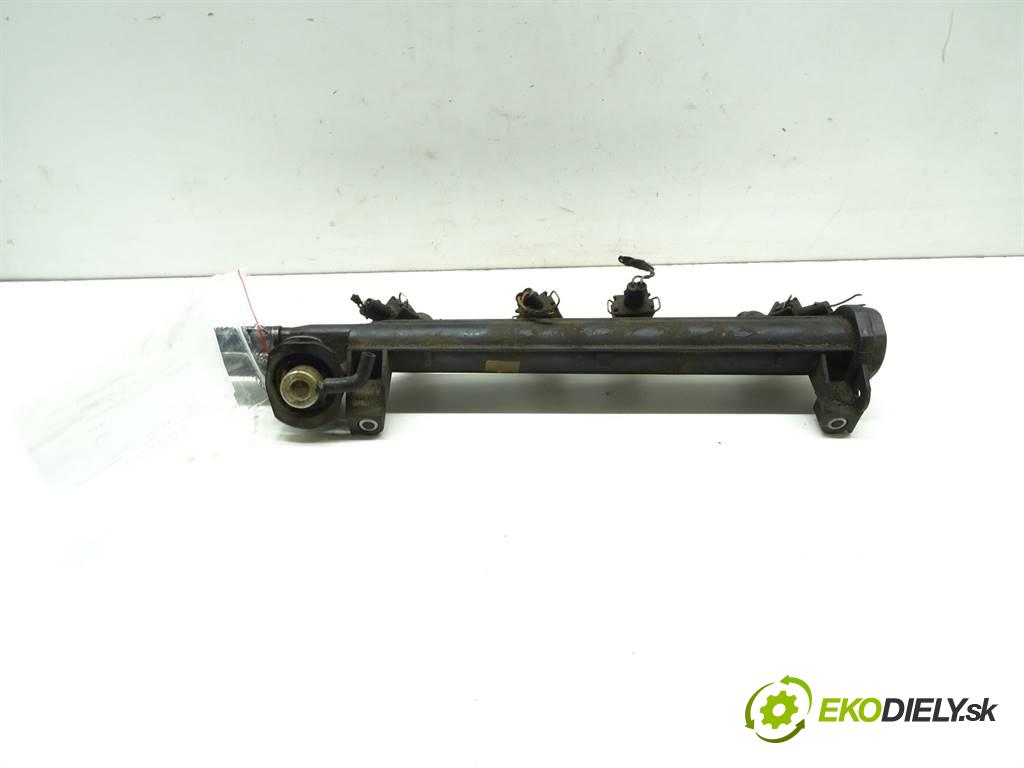 Audi A3 8L  1999 74 kW HATCHBACK 3D 1.6B 101KM 96-00 1600 Lišta vstrekovacia Vstrekovacie ventily 037906031AA (Vstrekovacie lišty)