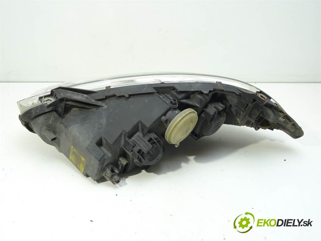 Mercedes-Benz W169  2005 85 kW 1.7B 116KM 04-08  Svetlomet pravy A1698200261 (Pravé)