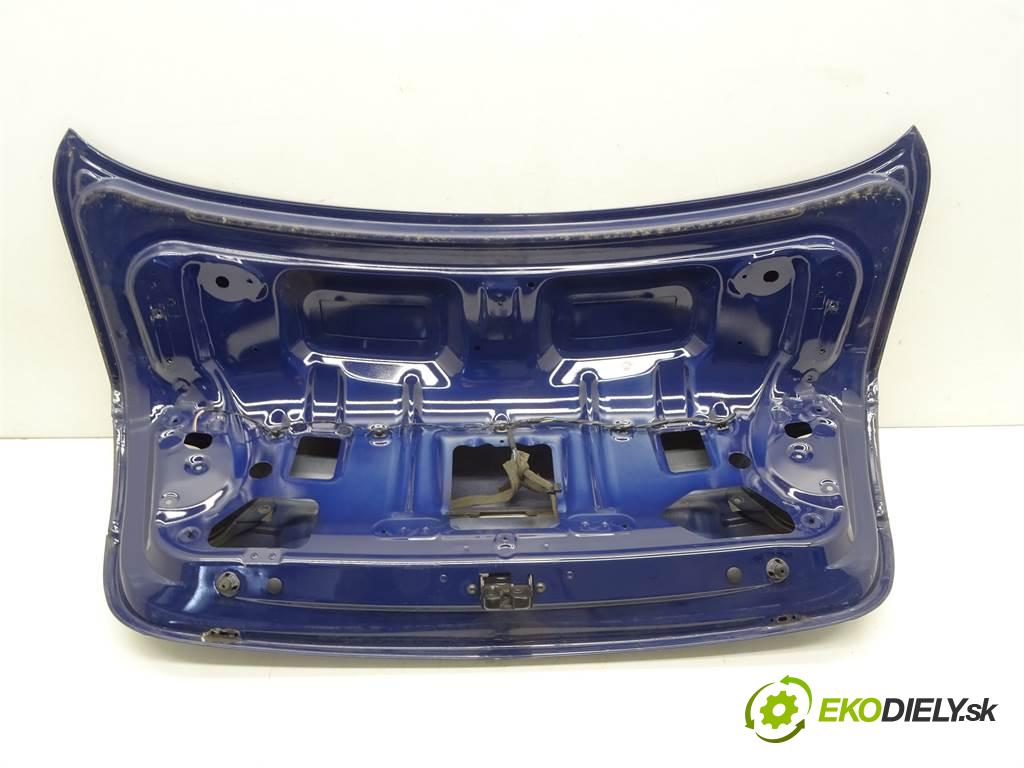 Renault Fluence  2011 81 kW SEDAN 4D 1.6B 110KM 09-12 1600 zadní část kapota  (Zadní kapoty)