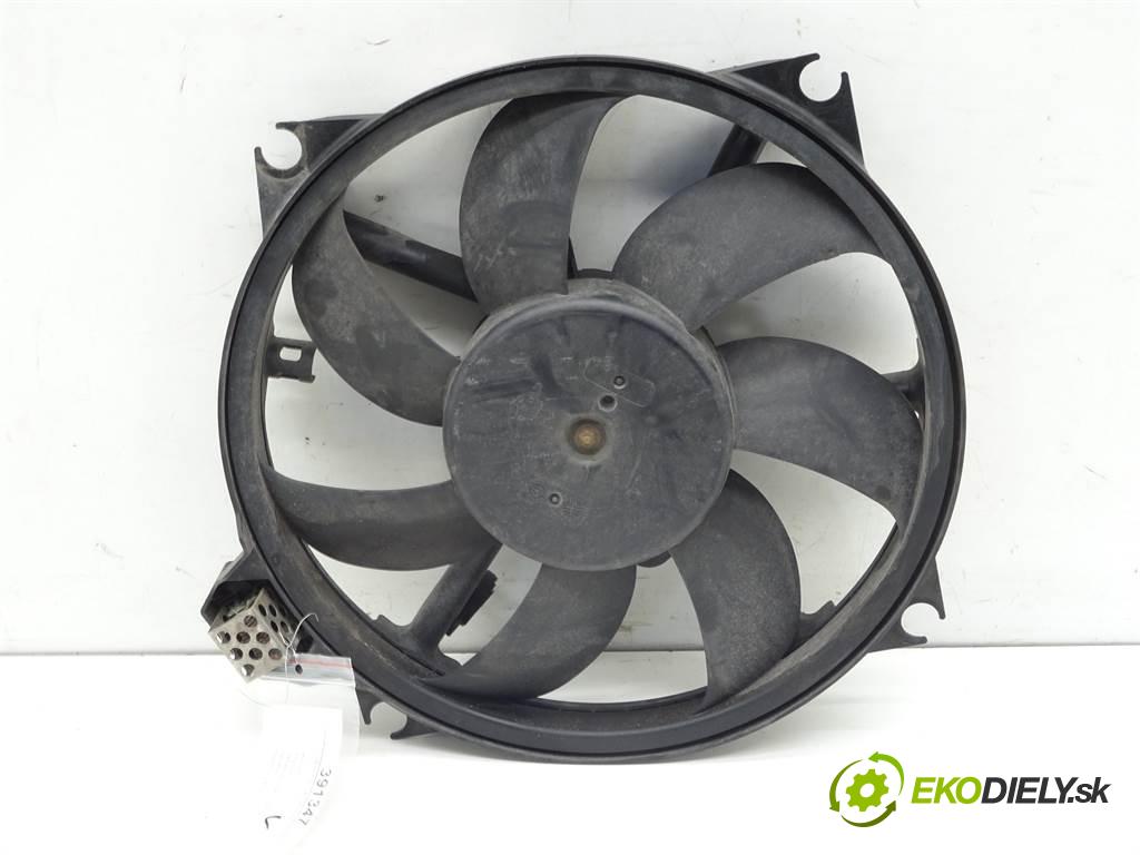 Renault Fluence  2011 81 kW SEDAN 4D 1.6B 110KM 09-12 1600 Ventilátor chladiča 214819037R (Ventilátory)