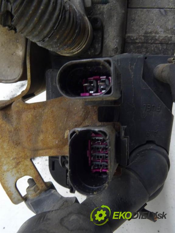 Volkswagen Touran  2003 100 kW 2.0TDI 136KM 03-15 2000 Webasto 1K0815065H (Webasto ohřívače)