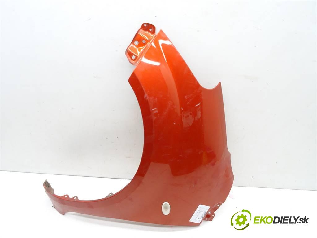 Suzuki Splash  2011 69 kW HATCHBACK 5D 1.2B 16V 94KM 08-14 1200 blatník přední část levý