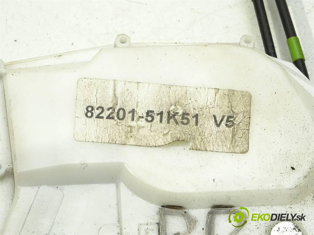 Suzuki Splash  2011 69 kW HATCHBACK 5D 1.2B 16V 94KM 08-14 1200 zámok přední část pravý 82201-51K51