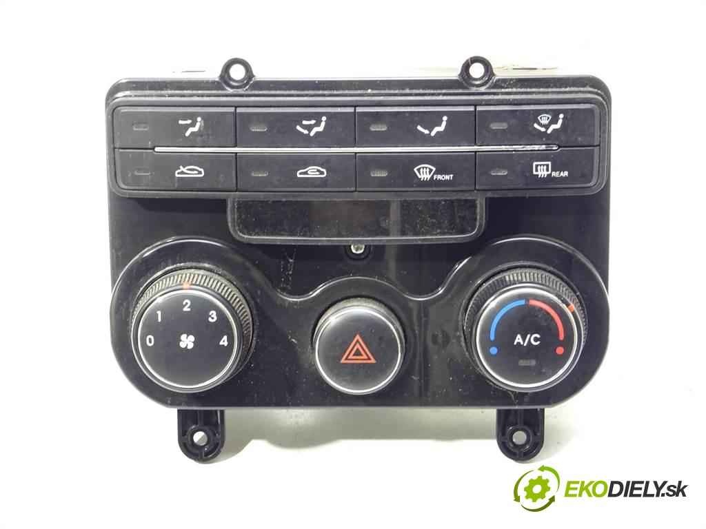 Hyundai i30  2009 66 kW KOMBI 5D 1.6CRDI 90KM 07-12 1600 Panel ovládania kúrenia 97250-2L170 (Prepínače, spínače, tlačidlá a ovládače kúrenia)