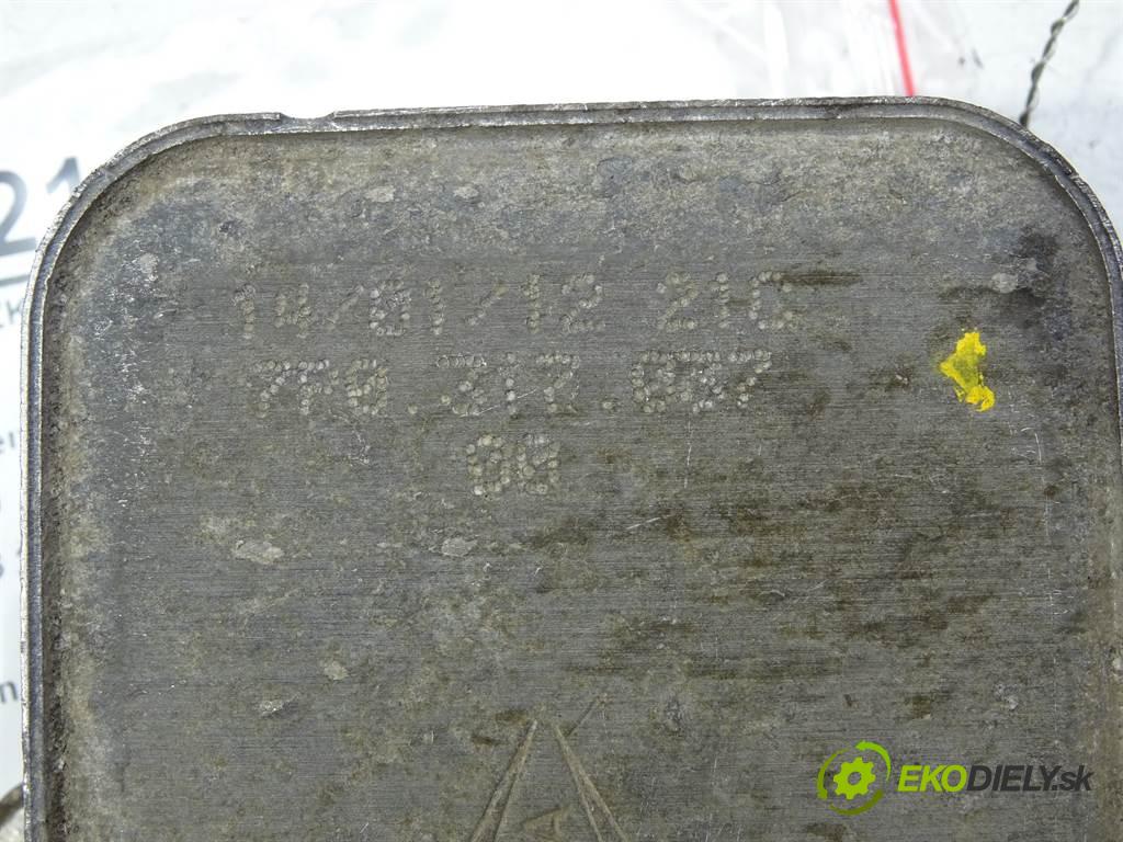 Volkswagen Touareg II    3.0TDI V6 245KM 10-18  chladič oleje převodovky 7P0317037 (Chladiče oleje)