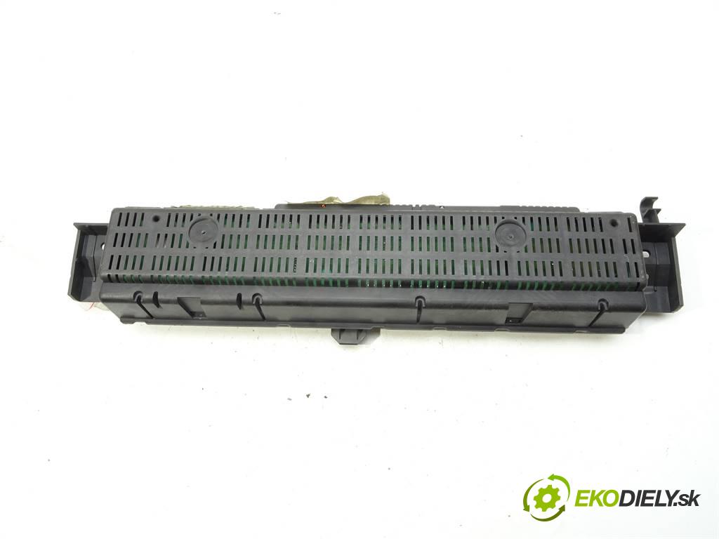 Renault Espace IV  2002 88 kW 1.9DCI 120KM 02-06 1900 Prístrojovka 8200288816 (Prístrojové dosky, displeje)
