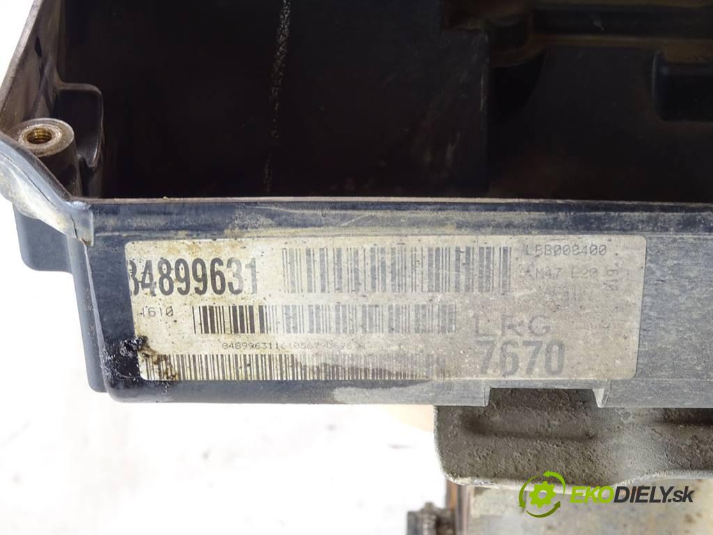 Land Rover Freelander  2000 82 kW 2.0TD4 112KM 96-06 2000 motor M47 (Motory (kompletní))