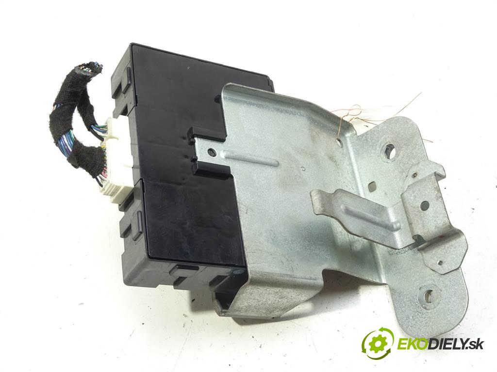 Mazda 5 Premacy II    2.0B 146KM 05-08  Modul BCM CD3567560B (Ostatné)