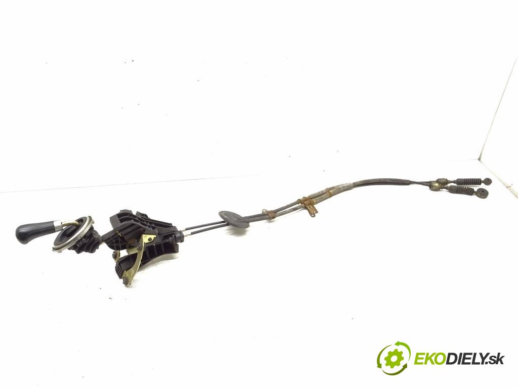 Honda Civic VII    HATCHBACK 3D 1.7CTDI 100KM 00-06  Kulisa  (Rýchlostné páky / kulisy)