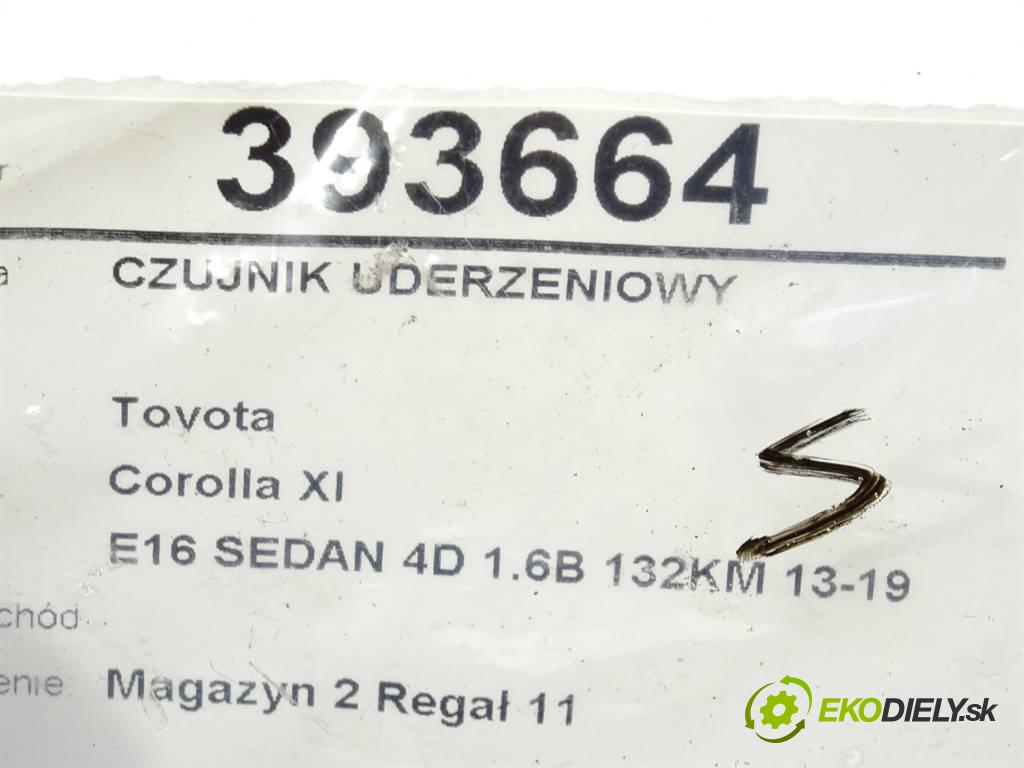 Toyota Corolla XI    E16 SEDAN 4D 1.6B 132KM 13-19  Snímač nárazu 89831-02130 (Snímače nárazu)