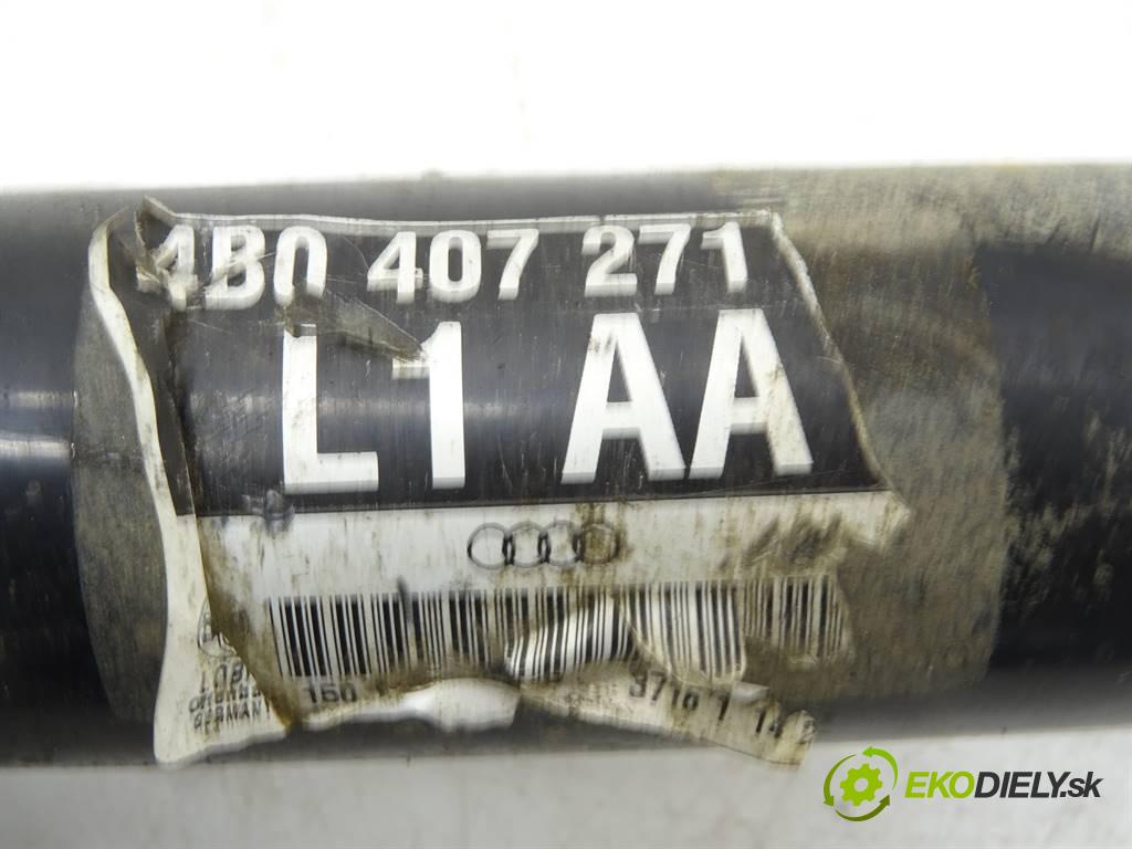 Audi A6 C5  1998 110 kW KOMBI 5D 1.8T 150KM 97-04 1800 Poloos ľavá strana 4B0407271 (Poloosy)