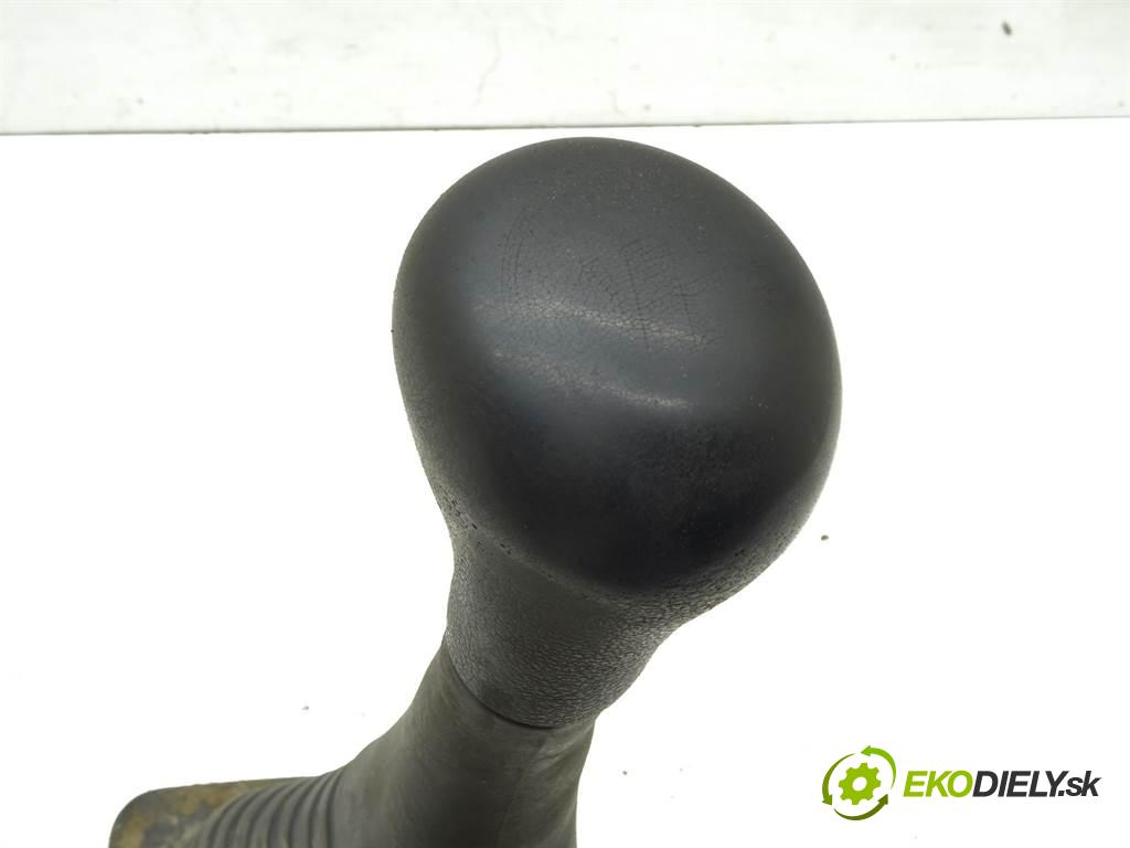 Volkswagen Transporter IV T4  1998 102KM 2.5TDI 102KM 90-03 2500 Kulisa 7D1711025R (Rýchlostné páky / kulisy)