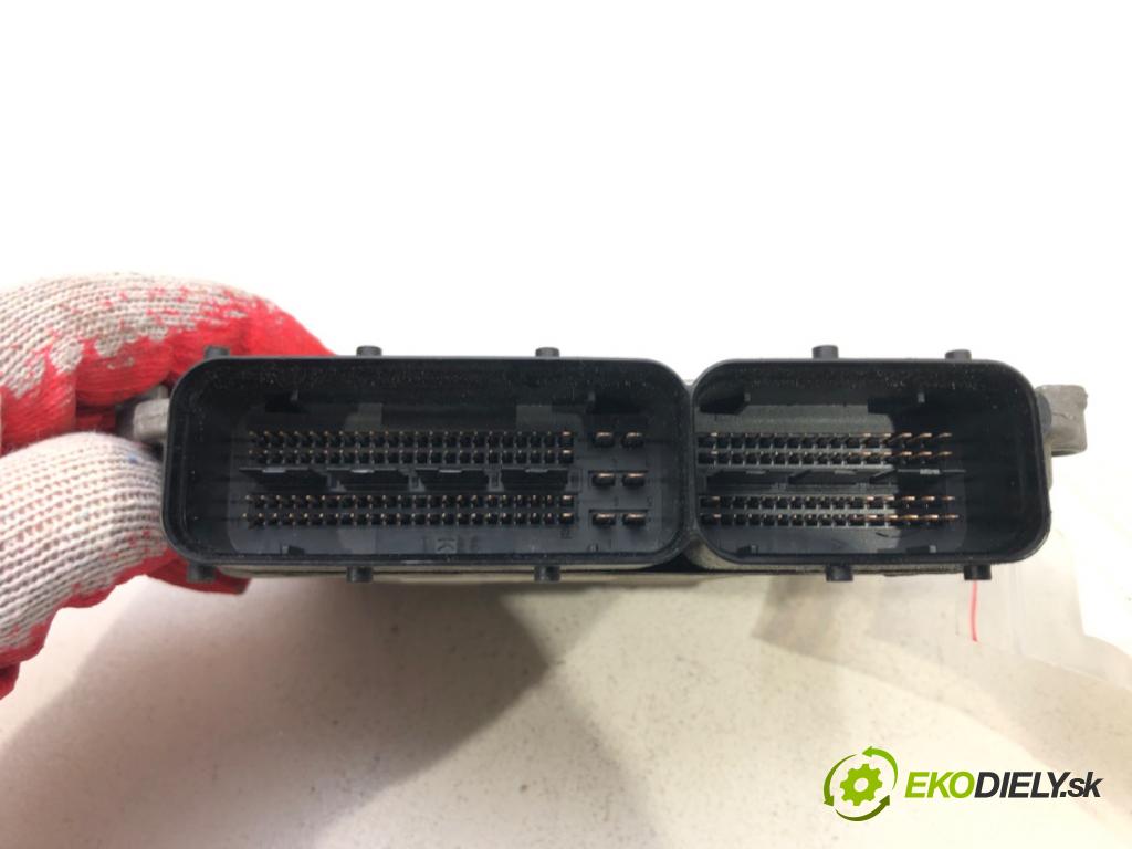 KIA CEED liftback (ED) 2006 - 2012    1.6 CRDi 115 85 kW [115 KM] olej napędowy 2006 - 2  riadiaca jednotka Motor 39113-2A511 (Riadiace jednotky)