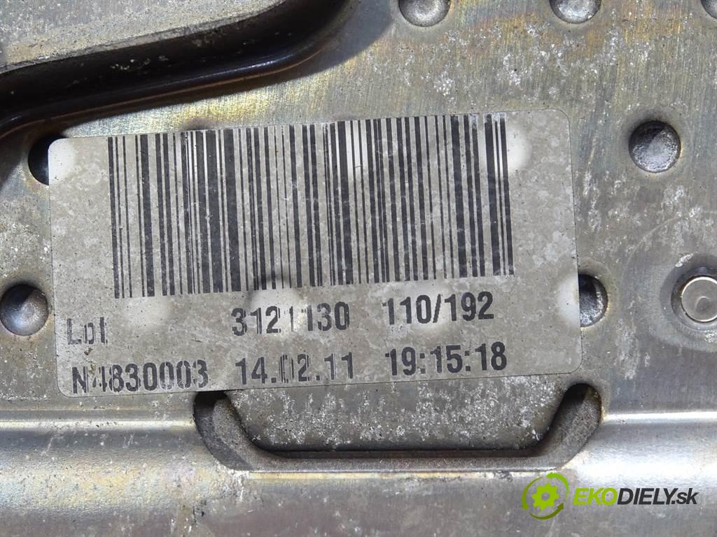 BMW X5  2011 245KM E70 XDRIVE 3.0D 245KM 06-13 3000 chladič oleje 3121130 (Chladiče oleje)