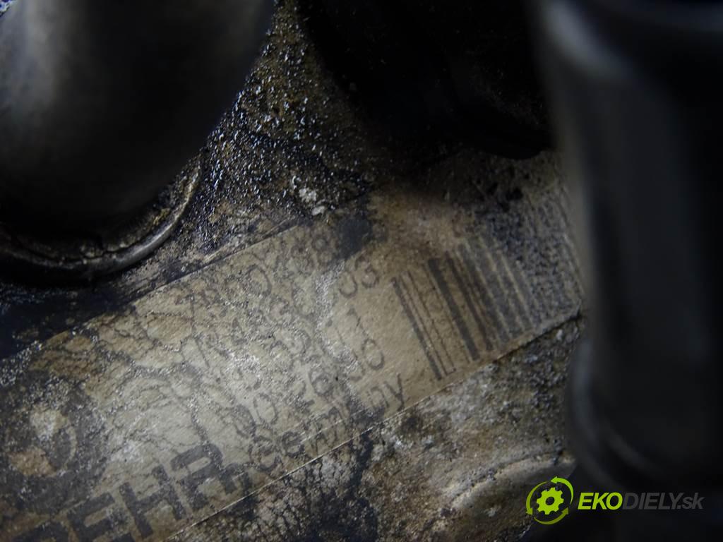 BMW X5  2011 245KM E70 XDRIVE 3.0D 245KM 06-13 3000 chladič oleje 3121130 (Chladiče oleje)