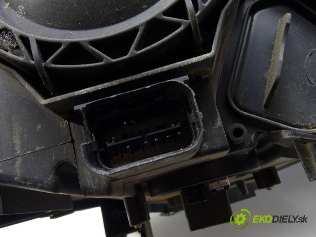 BMW E70 SUV 2011 180 kW xDrive 30 d 2993 Svetlomet ľavy BI-XENON 7221895