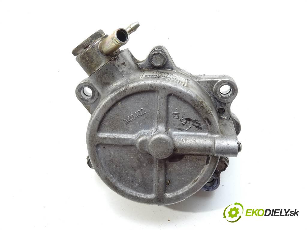 Nissan X-Trail  2006 100 kW T30 4X4 2.2DCI 136KM 01-07 2200 pumpa vakuová 14650AD200
