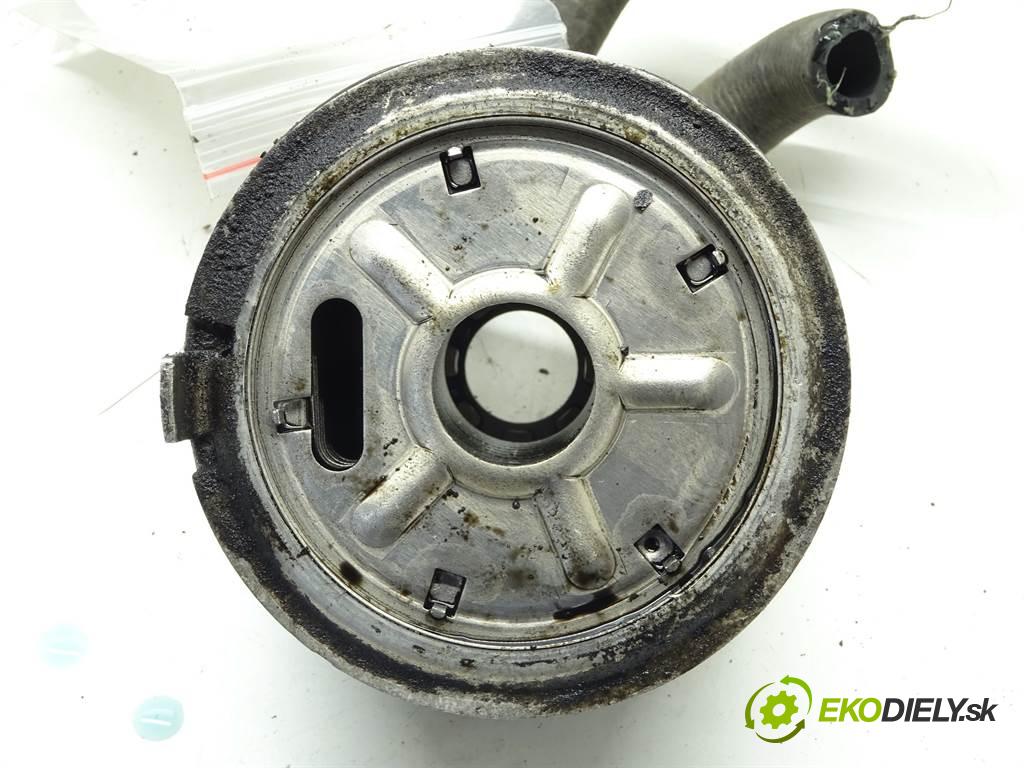 Nissan Navara III  2012 140 kW D40 LIFT 4WD 2.5DCI 190KM 05-14 2500 chladič oleje  (Chladiče oleje)