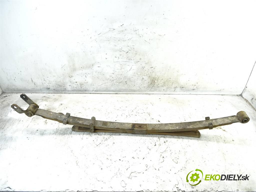 Nissan Navara III    D40 LIFT 4WD 2.5DCI 190KM 05-14  Listové pero zad