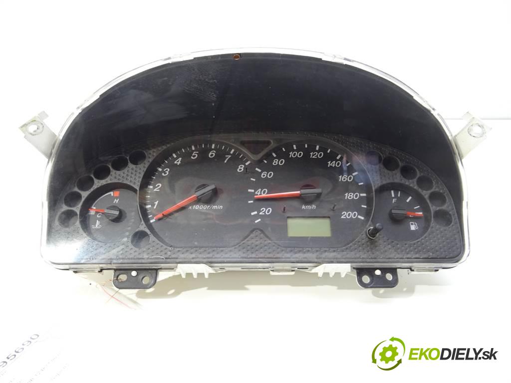 Mazda Tribute  2001  4WD 2.0B 124KM 00-07 2000 Prístrojovka  (Prístrojové dosky, displeje)